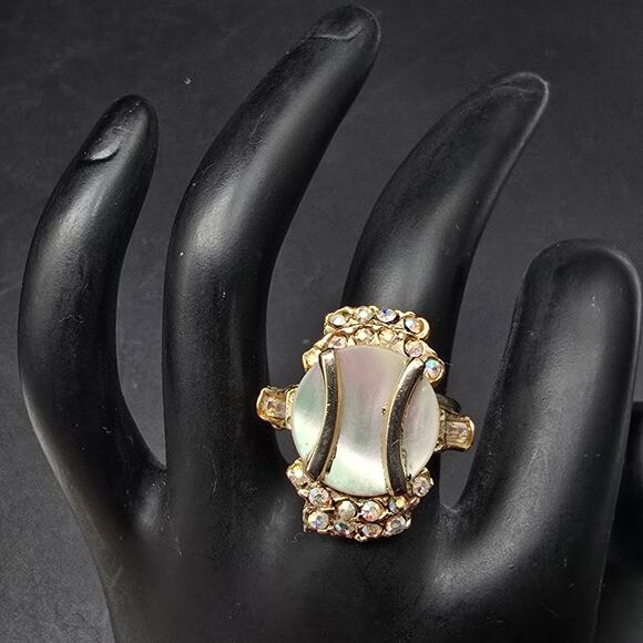 Unknown Jewelry - Mother of Pearl Rhinestone Ring Size 6.75 Adjustable
